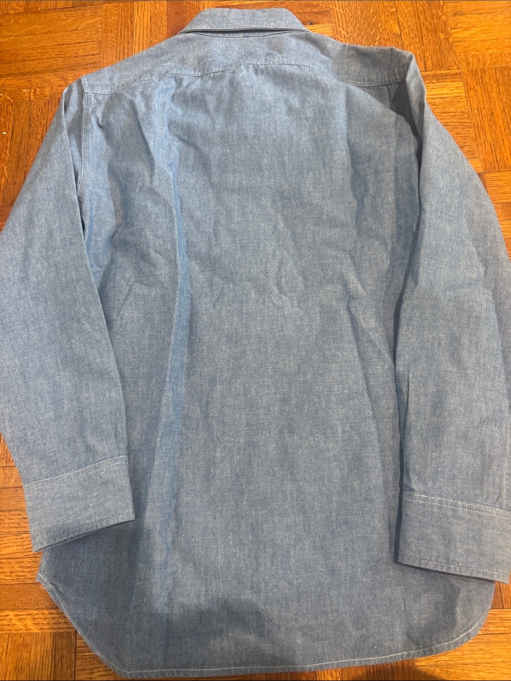 Taylor Stitch Blue Chambray Button-Down Shirt - Picture 4 of 4